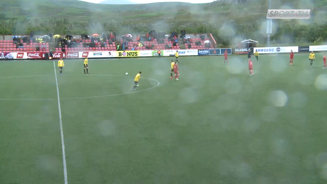 Sjáðu mörkin: Stórbrotið mark á Ásvöllum - Arnar Már með tvö