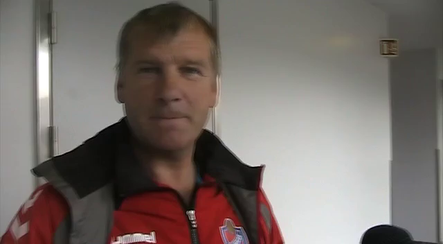 Óli Jó.: Hann er í markinu til að verja boltann