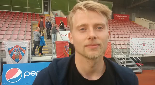 Elfar Árni: Kaka í klefanum 