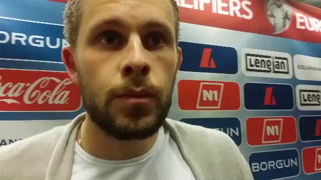 Gylfi Sig: Aldrei leiðinlegt að taka 3 stig af Persie
