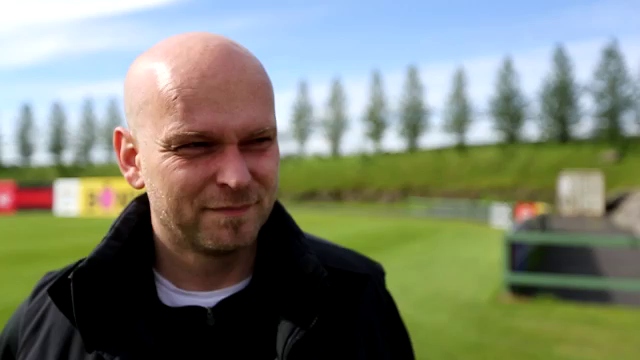 Rauði baróninn spreyjar í Grafarvogi