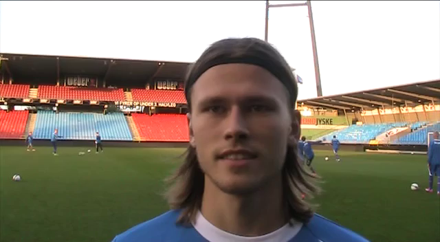 Arnór Ingvi: Væri fínt að ná jafntefli úti