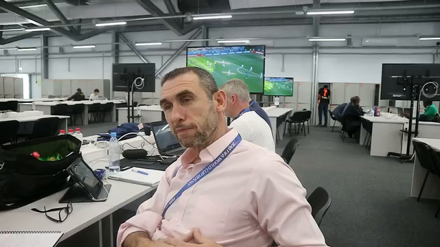 Martin Keown: Held að Ísland fari áfram